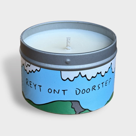 Reyt Ont Doorstep Candle - Luke Horton